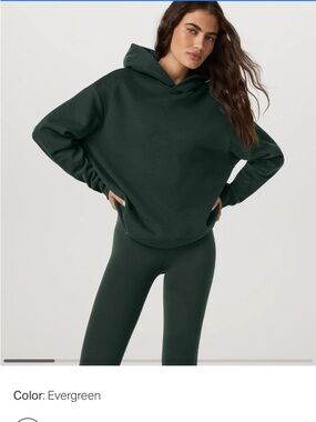 Vuori Restore Oversized Hoodie in Evergreen